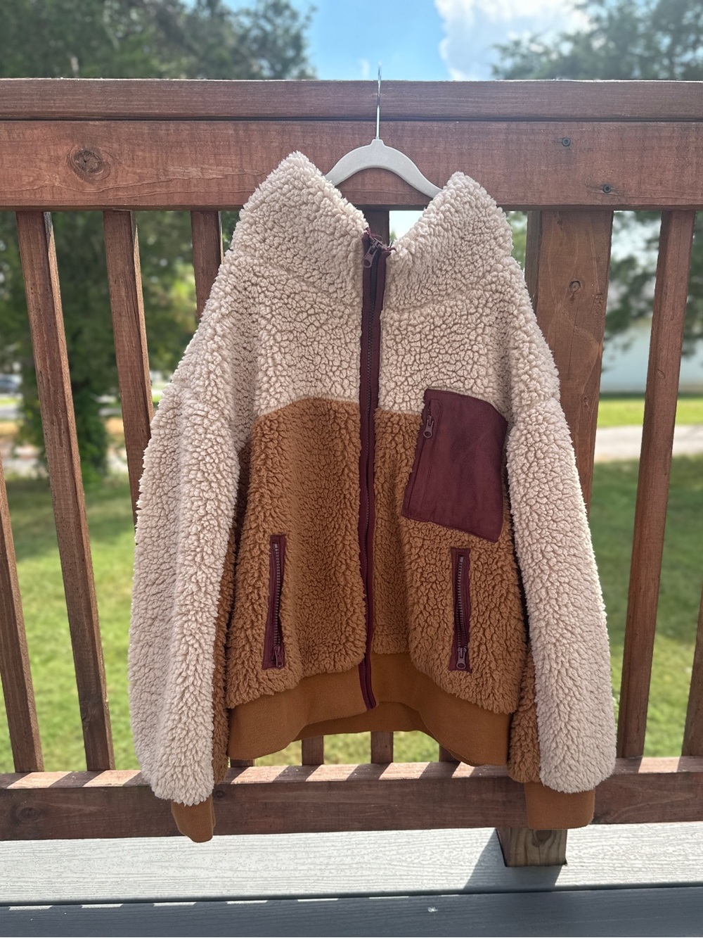 BKE Buckle Colorblock Teddy Sherpa Full Zip Jacket - Size Medium
